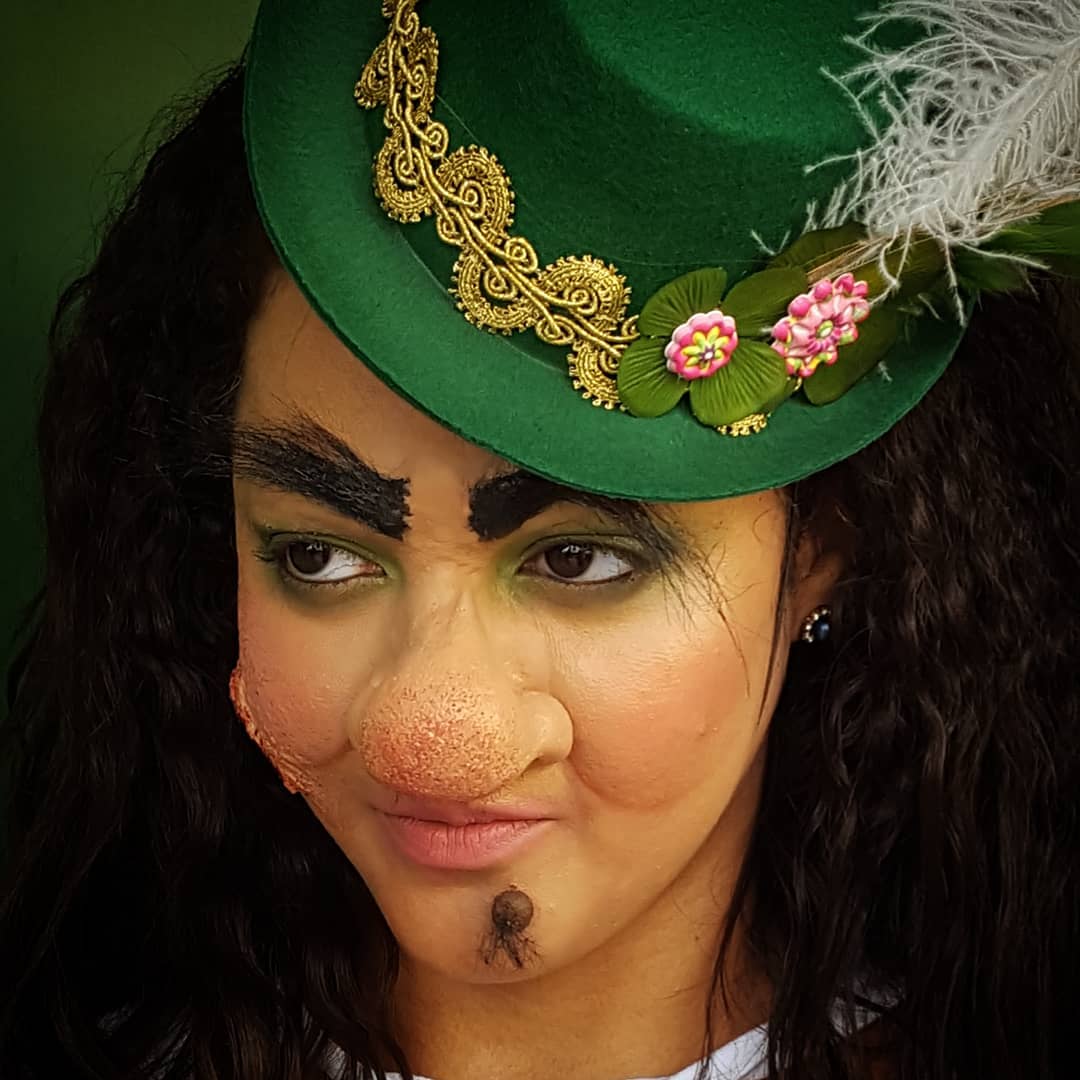   Carol Ribas Makeup