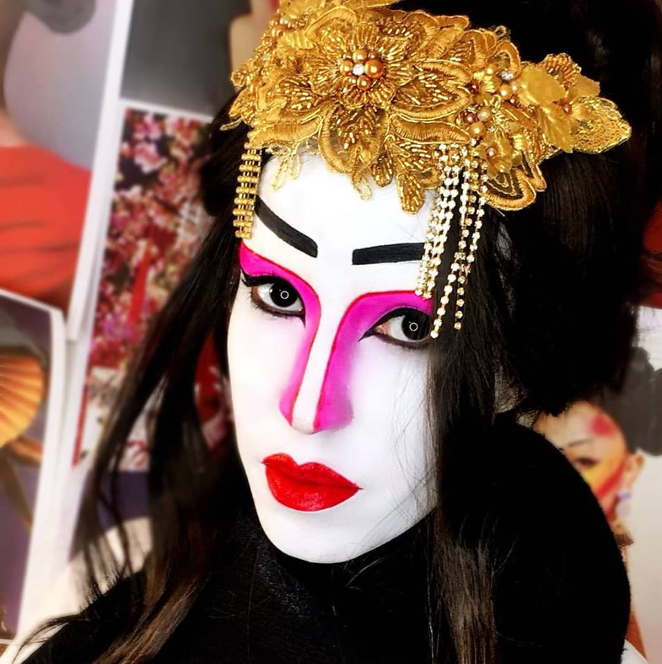   Carol Ribas Makeup