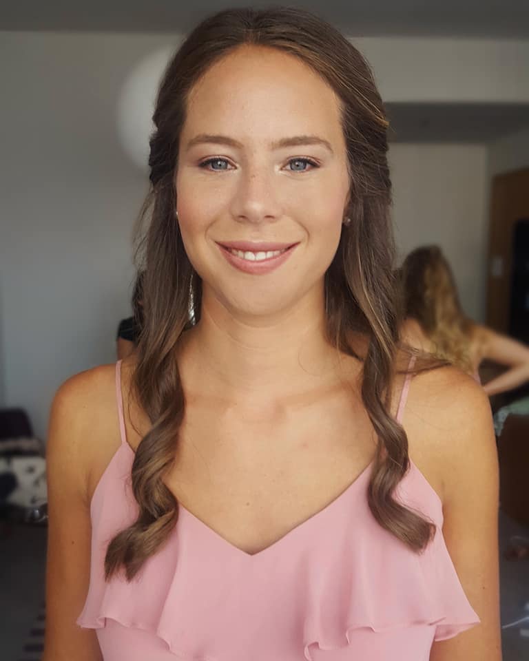   Carol Ribas Makeup