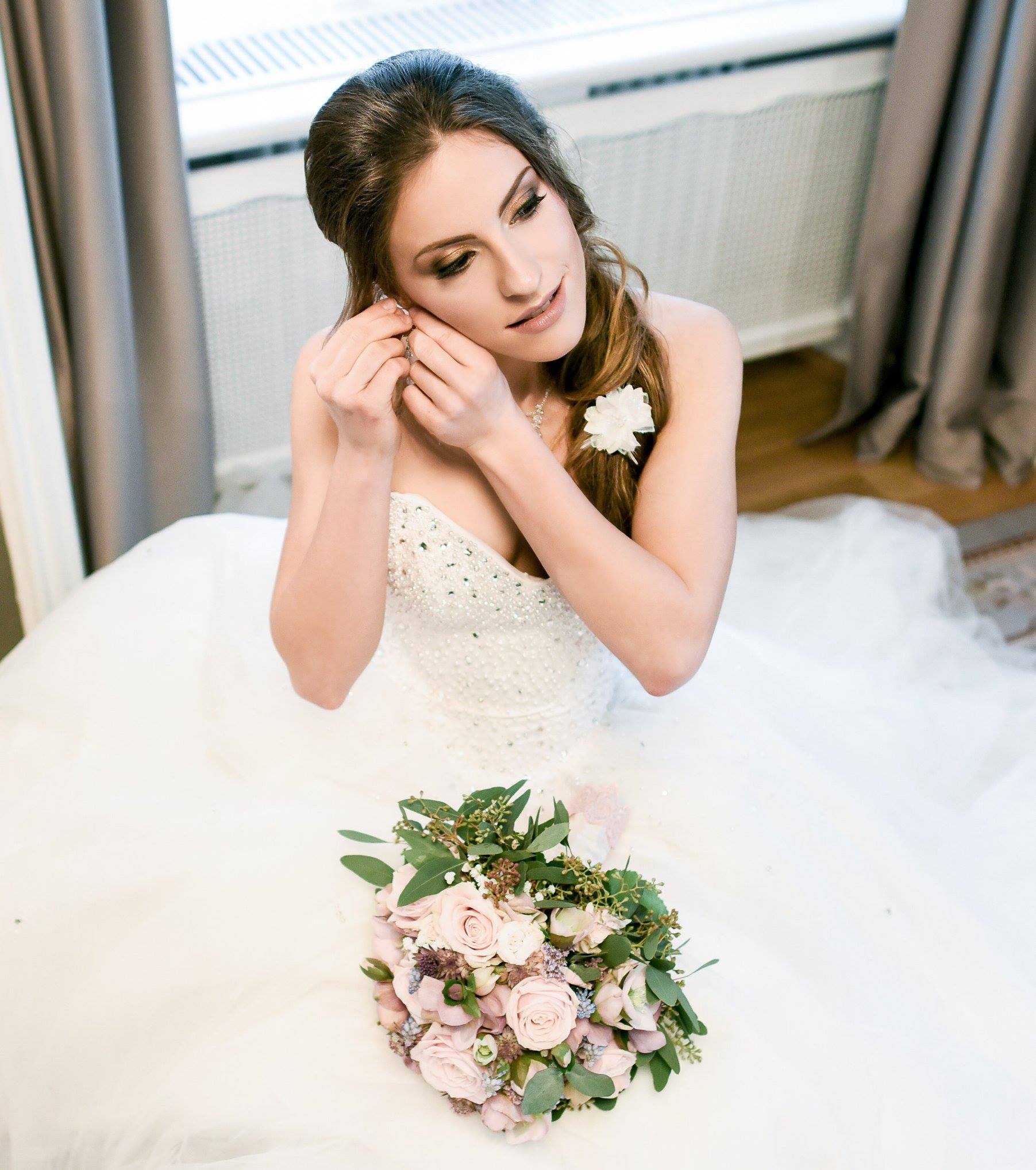  Carol Ribas Makeup