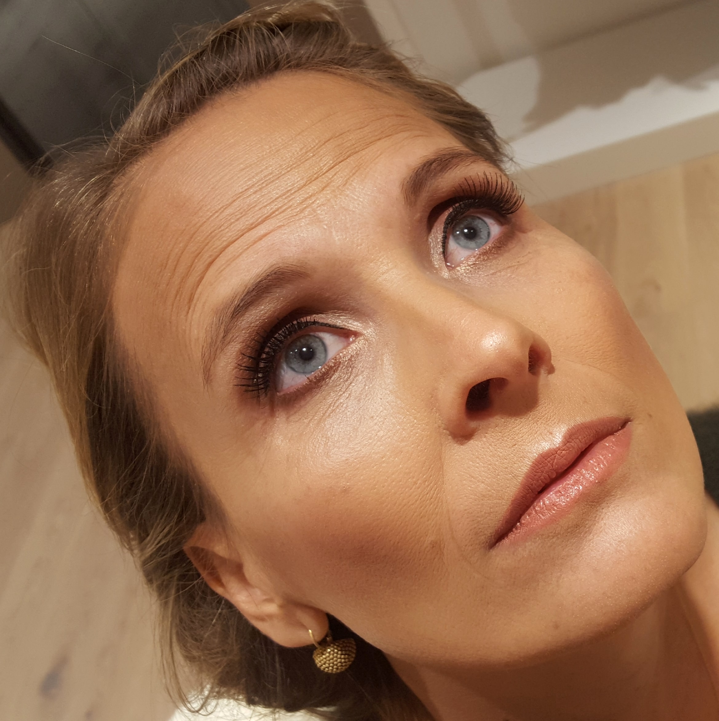   Carol Ribas Makeup
