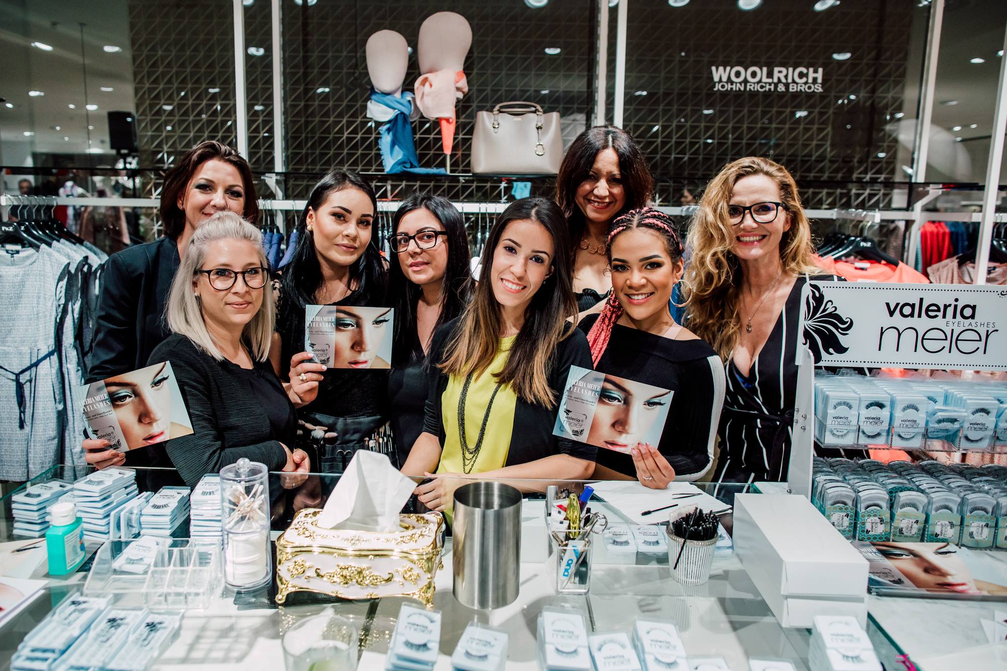   Carol Ribas Makeup