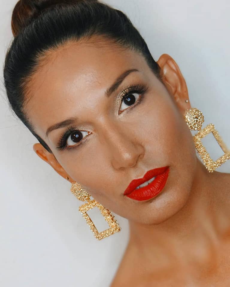   Carol Ribas Makeup