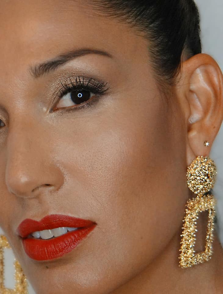   Carol Ribas Makeup