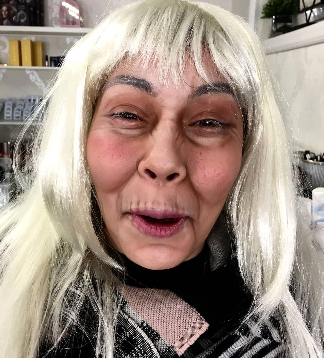   Carol Ribas Makeup